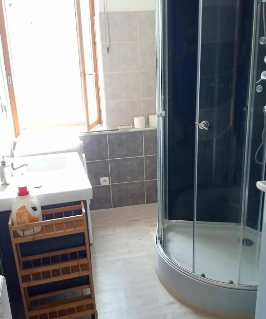 Appartement Vue Panoramique Centre Historique オーブナ フランス